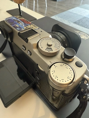 Fujifilm X-Pro3 26,1 MP, robustes Silberfinish, mit Objektiv und mehr! Bild 4