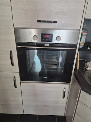 Backofen gut erhalten 