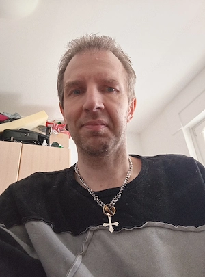 suche nach einer neuen Beziehung oder Partnerin!