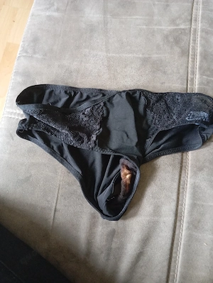Slip Spitze schwarz Größe S getragen  Bild 2