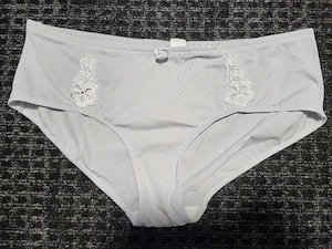 Höschen in Größe M Slip kein String Bild 2
