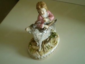 Meißner Porzellanfigur-"Junge mit Ziegenbock" Bild 8