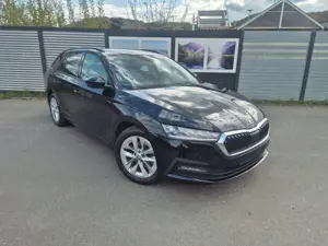 Skoda Octavia Combi Ambition iV LED Spur