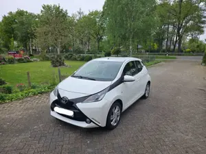 Toyota Aygo Aygo x-play touch