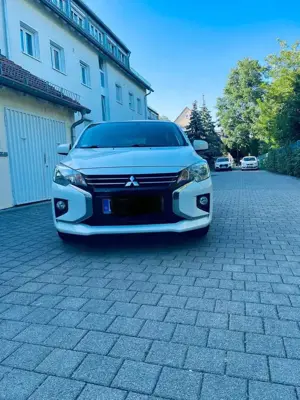 Mitsubishi Space Star ASG 1.2 CVT Select+ Bild 2