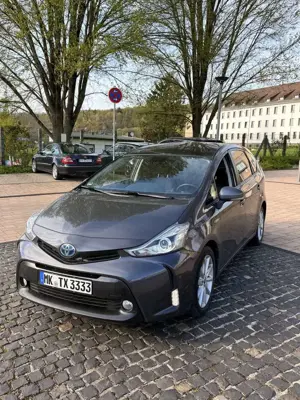 Toyota Prius+ Neuwagenzustand taxi/Mietwagen