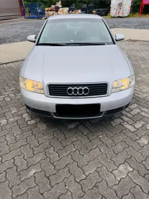 Audi A4 /Bitte Lesen/ 2.0 Automatik , AHK