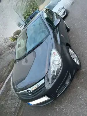 Opel Corsa Corsa 1.4 16V Edition 111 Jahre