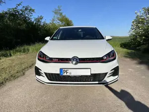 Volkswagen Golf GTI 2.0 TSI OPF DSG Performance *TOP* *Sommerreifen NEU* *Winterräder* Bild 2