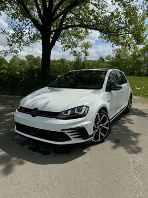 Volkswagen Golf GTI GTI Clubsport - Schalensitze, volle Ausstattung