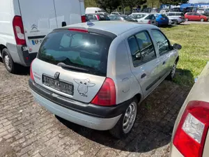 Renault Clio Bild 3