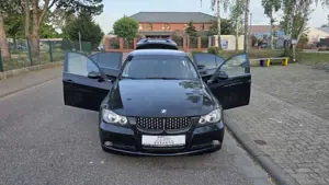BMW 325 i 3 Limousine M Paket TÜV NEU Garantie Bild 4