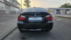 BMW 325 i 3 Limousine M Paket TÜV NEU Garantie Bild 5