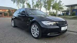 BMW 325 i 3 Limousine M Paket TÜV NEU Garantie Bild 2