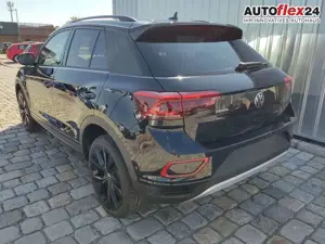 Volkswagen T-Roc Black Style 1,5 TSI 150 PS DSG AHK-IQ Light-Nav...