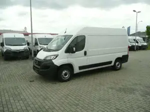 Fiat Ducato Hochr.-Ka 33 120 L2H2 29600Km Klima Tempo