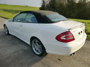 Mercedes-Benz CLK 55 AMG Cabrio ERSTLACK nur 65.000km SAMMLERZUSTAND Automatik 2.Hand Vollausstattun