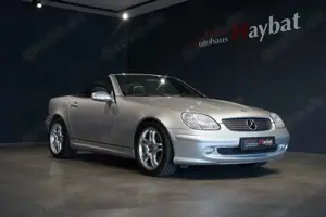 Mercedes-Benz SLK 200 KOMPRESSOR AMG Automatik-Leder-SitzHZG