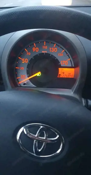 Toyota Aygo Basis Bild 2