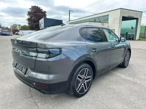 Ford Capri AWD Premium Wärmepumpe, Pano Bild 5