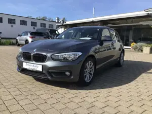 BMW 118 i Advantage +AHK+AUTOMATIK+NAVI+EPH+