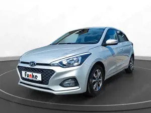Hyundai i20 1.2 Trend **PDC**SITZHEIZUNG**