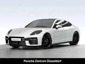 Porsche Panamera GTS HA-Lenkung InnoDrive Head-Up BOSE