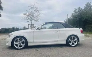 BMW 123 123d Bild 2