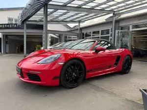 Porsche Boxster 718 PASM 10mm Tieferlegung, Sportsitze, Sport-Ausp