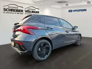 Hyundai i20 1.0 T-GDI Blackline M T 90PS Alu Navi LED Bild 3