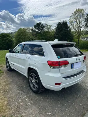 Jeep Grand Cherokee Bild 4
