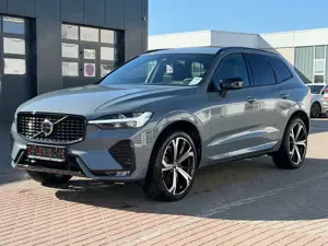 Volvo XC60 B4 B Plus Dark*HK*360°*PANO*AHK*STHZG*
