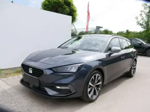 SEAT Leon Kombi FR 2.0 TDI DSG*NAVI*TEMPOMAT*KAMERA*KEYLESS-