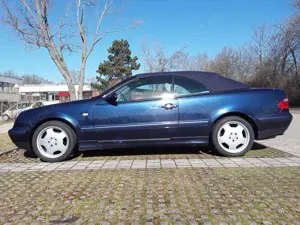 Mercedes-Benz CLK 230 CLK-Klasse Cabrio Kompressor Elegance