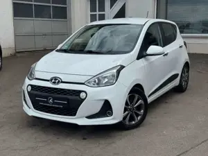 Hyundai i10 1.2 Style 8FACH NAVI PDC SHZ TEMPO KLIMAAUTO
