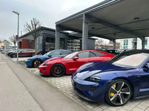 Porsche Taycan Turbo Sitzbelüftung 21"Mssion E