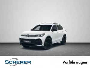 Volkswagen Tiguan R-Line TDI DSG/AHK/PANO/MATRIX-LED/RFK