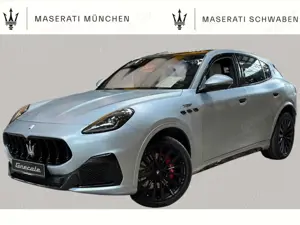 Maserati Grecale Trofeo One Off in Grigo Lamiera!