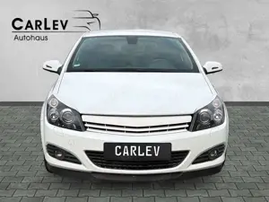 Opel Astra Bild 2