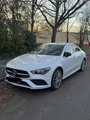 Mercedes-Benz CLA 250 e 8G-DCT AMG Line