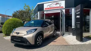 Toyota Others Aygo X Air Team D / Top Zustand / 1. Hand