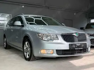 Skoda Superb Combi Ambition/AHK/DSG/