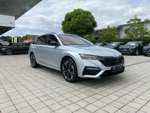 Skoda Octavia Combi RS iV (D4) 1.4 TSI Plug-in Hybrid DSG 245...