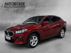 BMW X2 sDrive20i AUTOMATIK 18''NAVI LED ALARM AHK PANO PA