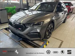 Skoda Octavia 2.0 TSI RS CarPlay AHK*PANO*StandH*Massage*MATRIX