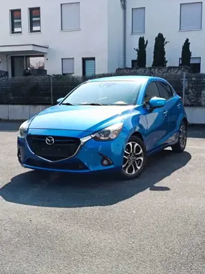 Mazda 2 SKYACTIV-G 90 Sports-Line mit Lichtpaket