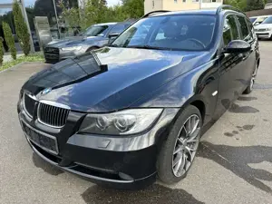 BMW 325 325i Touring Automatik/Xenon/AHK/Klimaautomatik