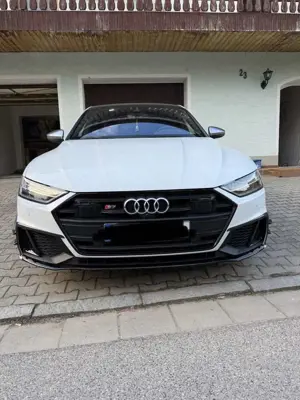 Audi S7