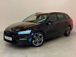 Skoda Octavia 2.0TDI RS Plus 4x4/STANDH/PANO/AHK/MEMOR
