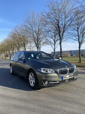 BMW 525 525d Touring Aut. Luxury Line